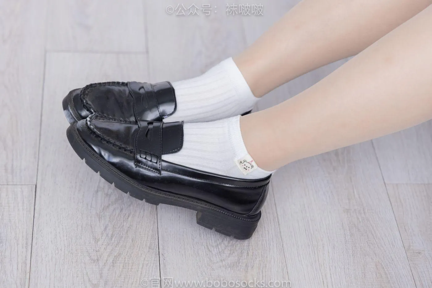 [BoBoSocks袜啵啵]NO.068 菠萝-JK制服、皮鞋、短白棉袜、肉丝 [138P]插图9